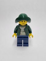 LEGO BAM Late 2023 Fisherman / Sailor dark blue trousers