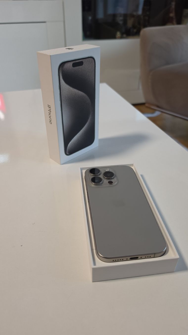 Apple Handys / Smartphones: iPhone 15 Pro Natural Titanium 256GB  mit Hülle – Gebraucht aus Zürich von saj_sx6h 3