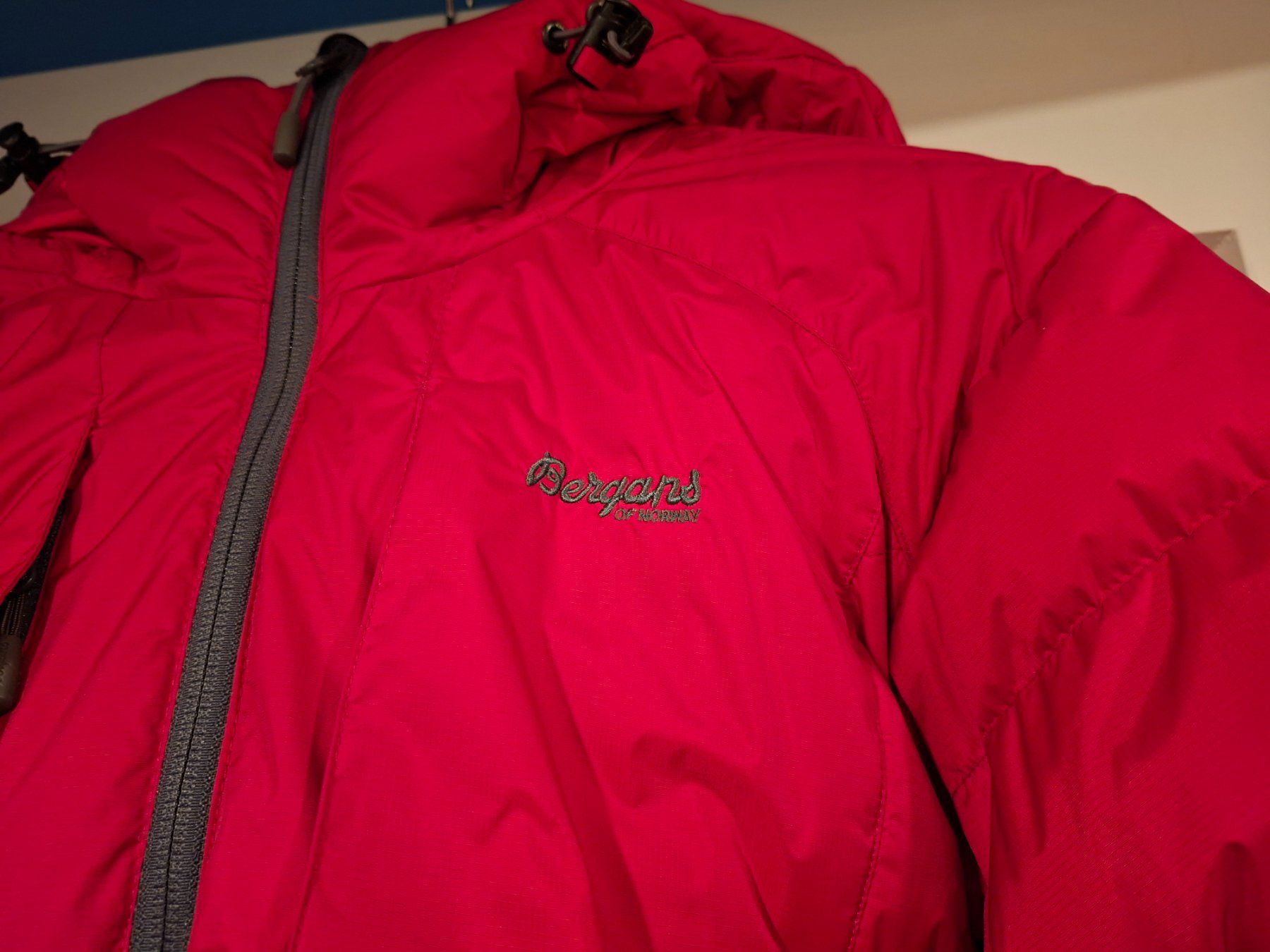Bergans Giacche: Bergans Daunenjacke – Usato da Bern venduto da Niklaus755 2