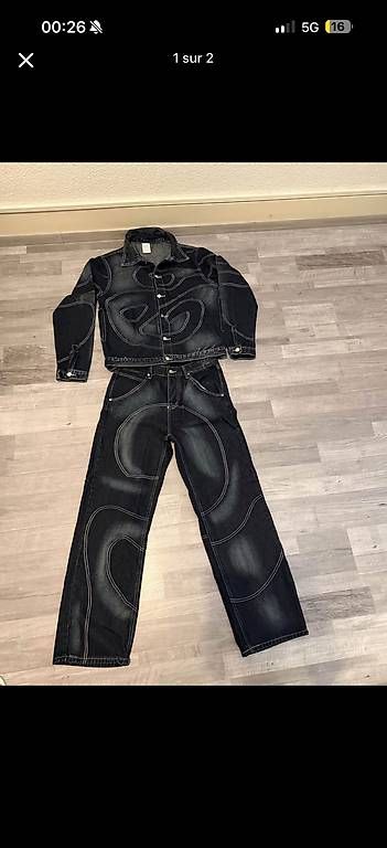 Jeans: ENSEMBLE JEANS  – Usato da Mont-sur-Lausanne venduto da tav_9qn5