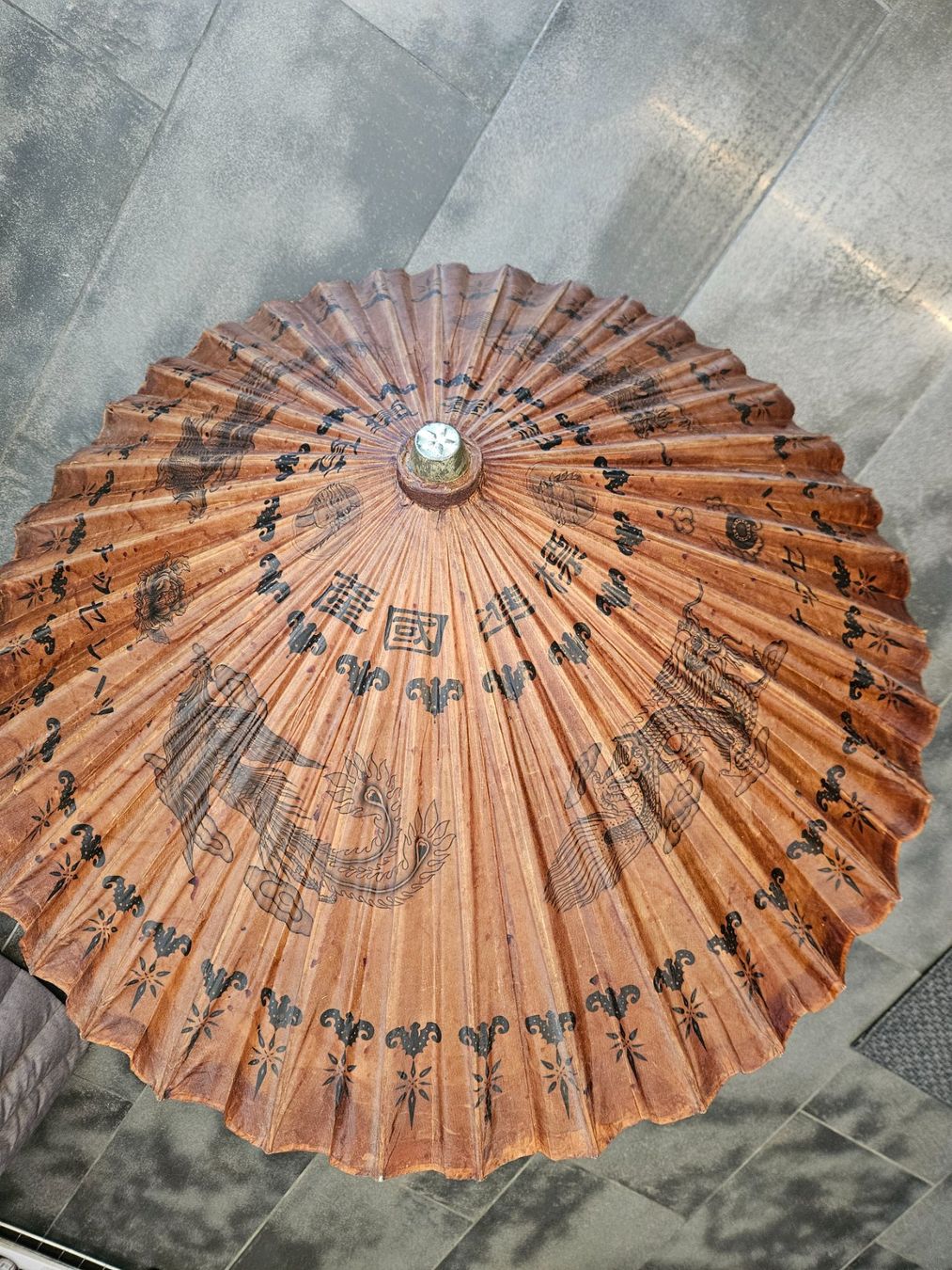 Ombrelloni: Asiatischer Sonnenschirm aus Papier – Usato da Ormalingen venduto da nomolnoi 4