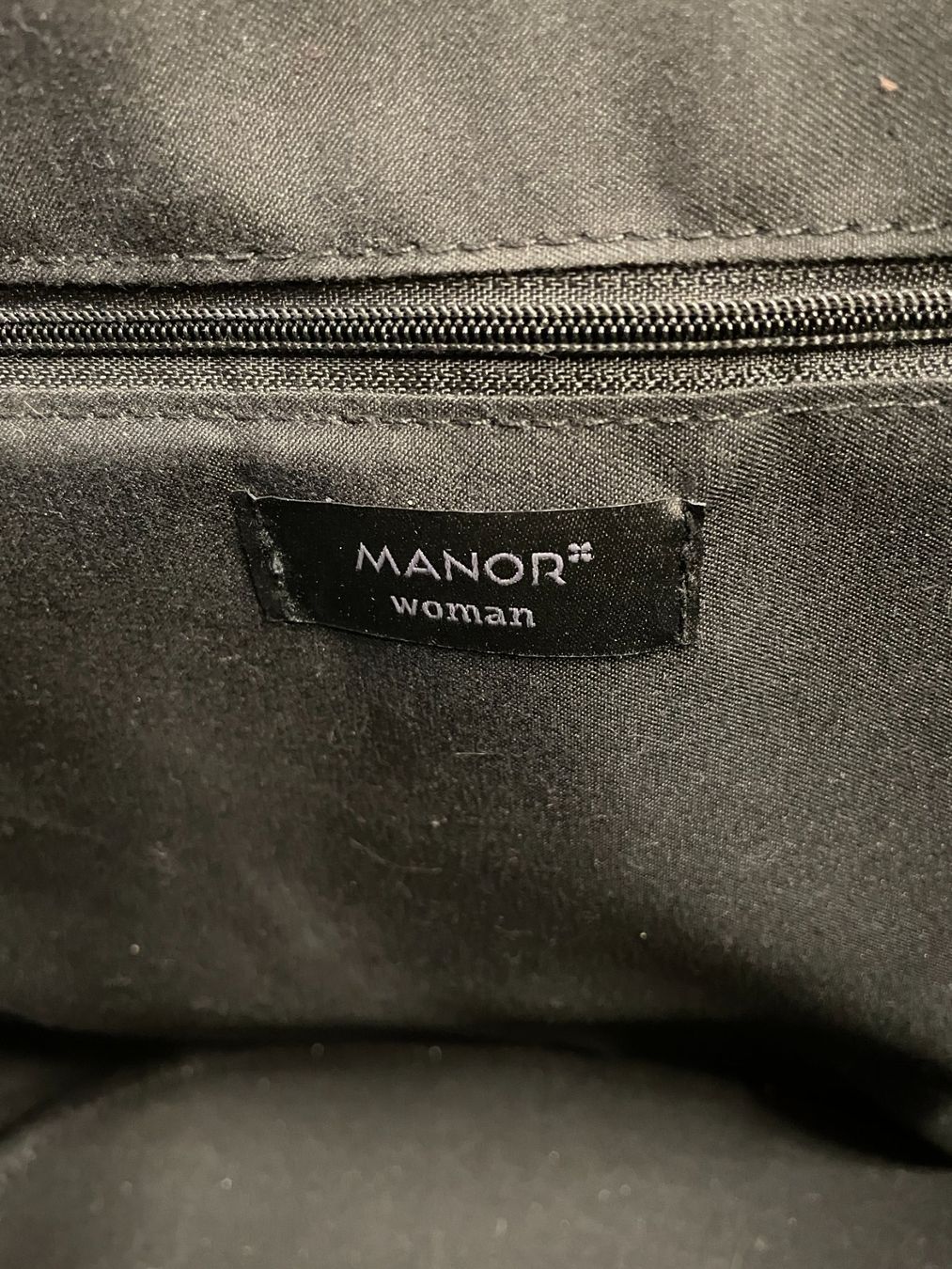 Manor Borse da donna: MANOR sac à main noir – Usato da Lausanne venduto da PlusValue_Lausanne 1