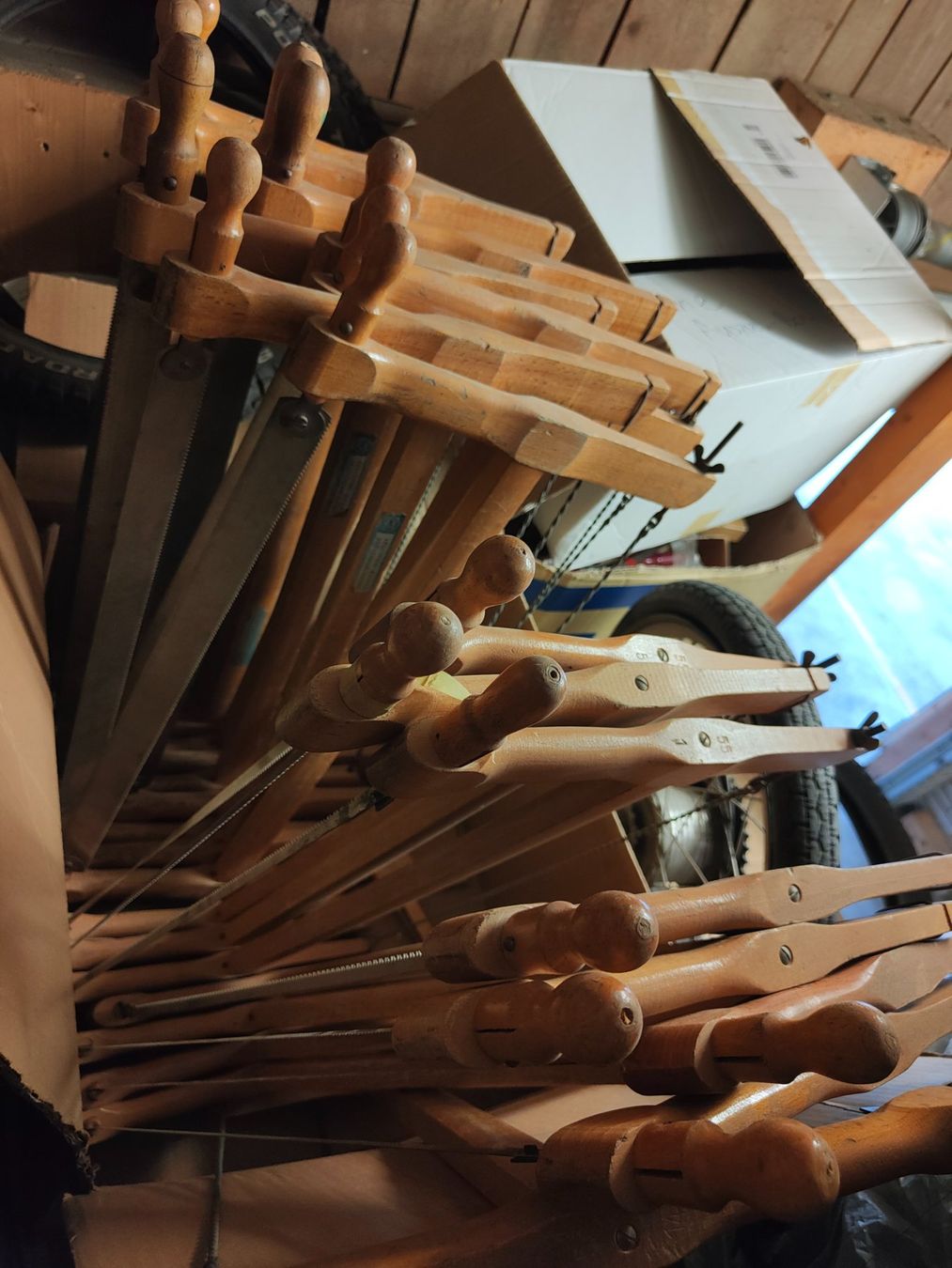 Seghe: 16 Handsägen, Spannsägen aus Holz – Usato da Ermensee venduto da Ermensee1