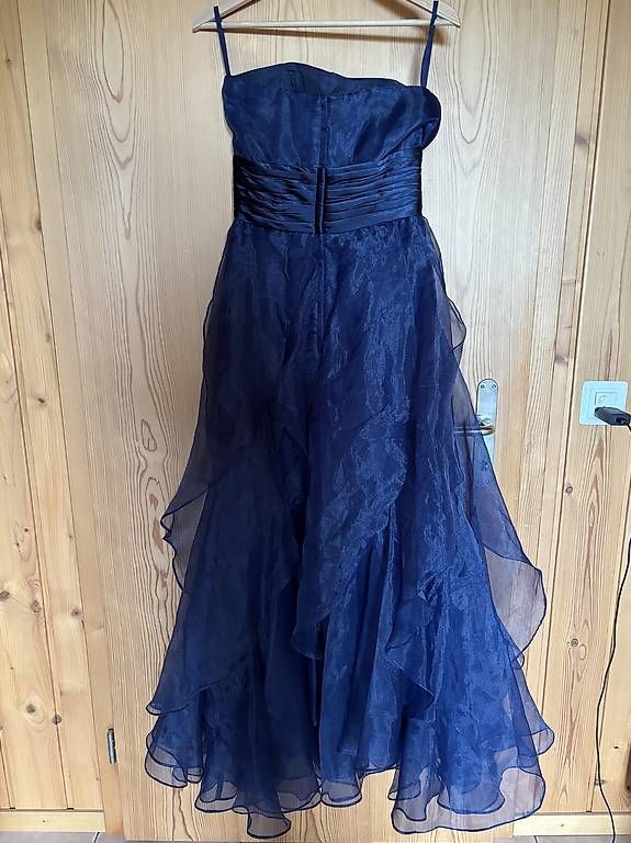 JJ’s House Vestiti: Ballkleid JJs House – Usato da Romoos venduto da tam_zj95 1