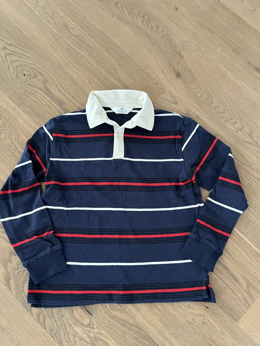 H&M Pulls et sweat-shirts: 3 Pullover H&M Grösse 146/152 – D'occasion à Küttigen par csei 2