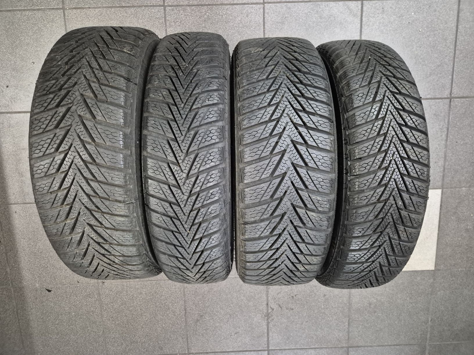 Smart Pneus & Roues: Smart 451 roues hiver – D'occasion à peseux par hupointe 2