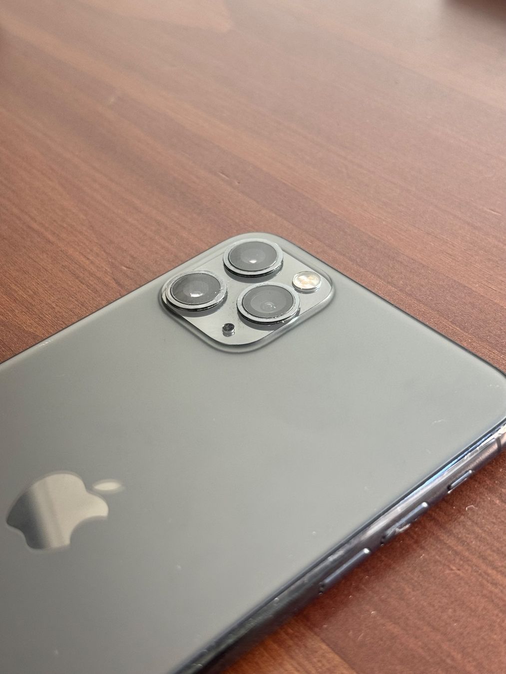 Apple Handys / Smartphones: Apple iPhone 11 Pro Max – 256 GB – Graphite – Gebraucht aus Zürich von nayawe 4