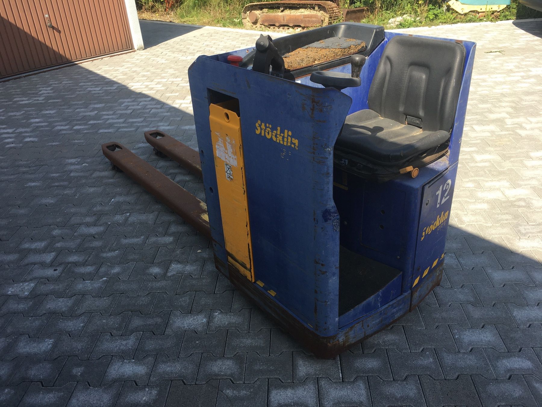 Stöcklin Carrelli elevatori e a forche: Stapler Stöcklin – Usato da Birrwil venduto da ihc_hq2g 3