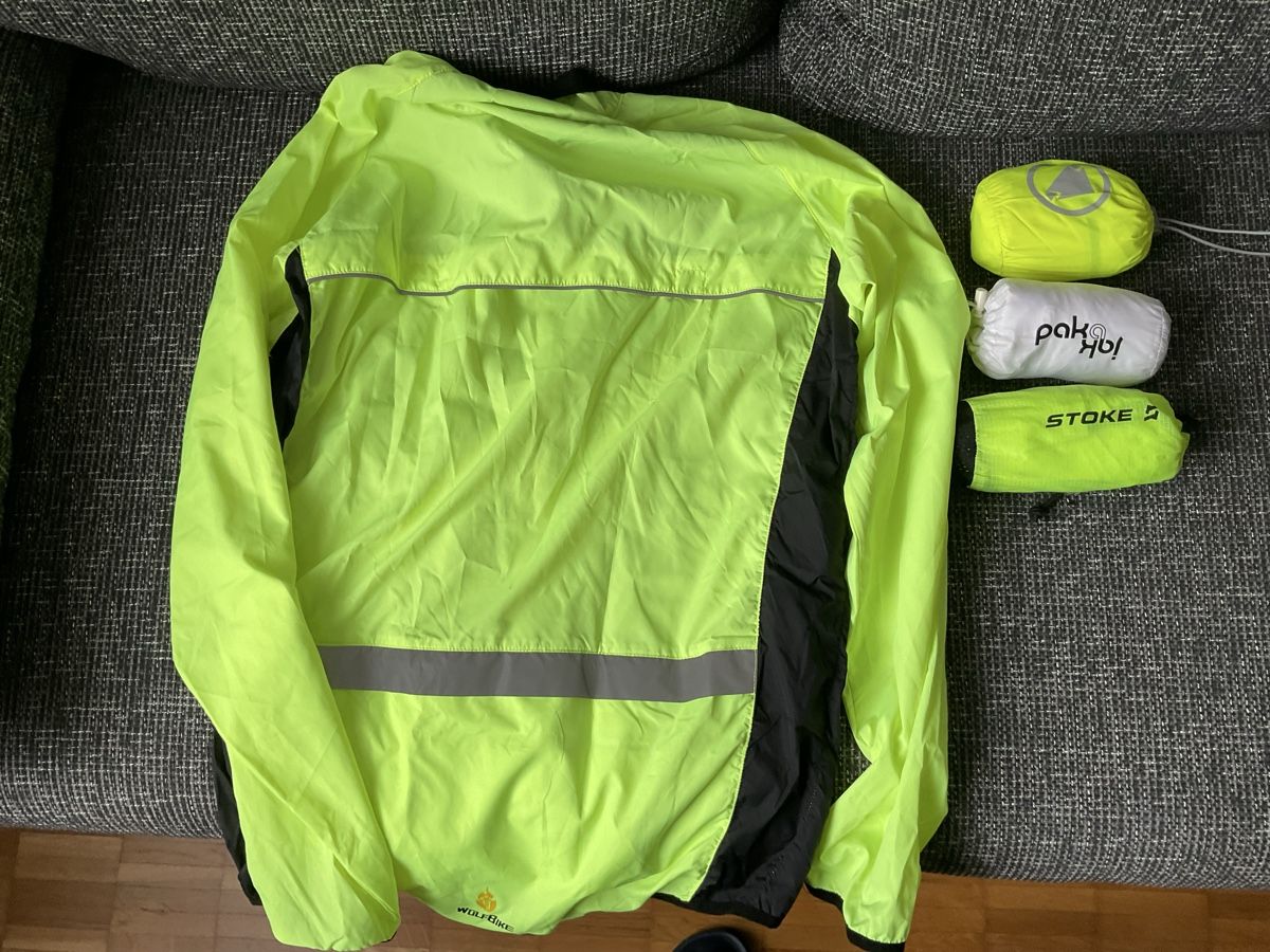 Jacken: Velo-Windjacken 4 Teile – Gebraucht aus Magden von Karo129 1