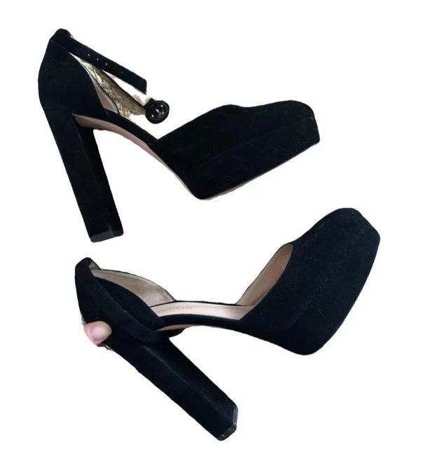 Gianvito Rossi Scarpe da donna: Chaussures à talons à plateforme Gianvito Rossi – Usato da St. Ursen venduto da kat_g8z5