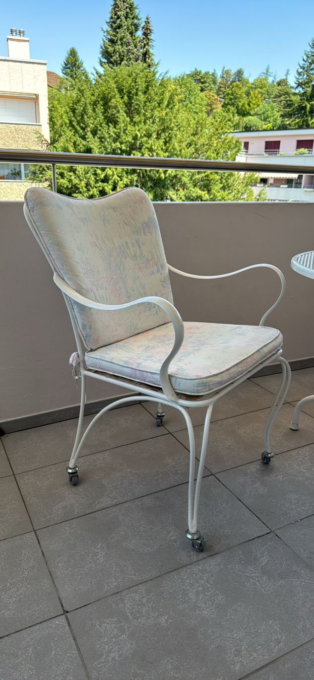 Sedie: 4 Handgeschmiedete Vintage Gartenstühle – Usato da Oberengstringen venduto da Pitoer 1