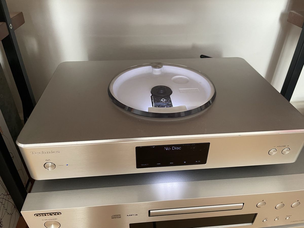Technics Amplificateurs: Technics - SU-C550 / Amp with Network & CD Player – D'occasion à Zürich par knipso 1