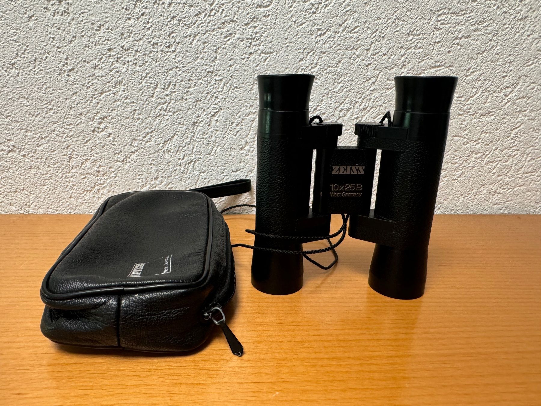 Zeiss Binocoli: Zeiss 10x25B Feldstecher – Usato da Kaiseraugst venduto da winnetou04