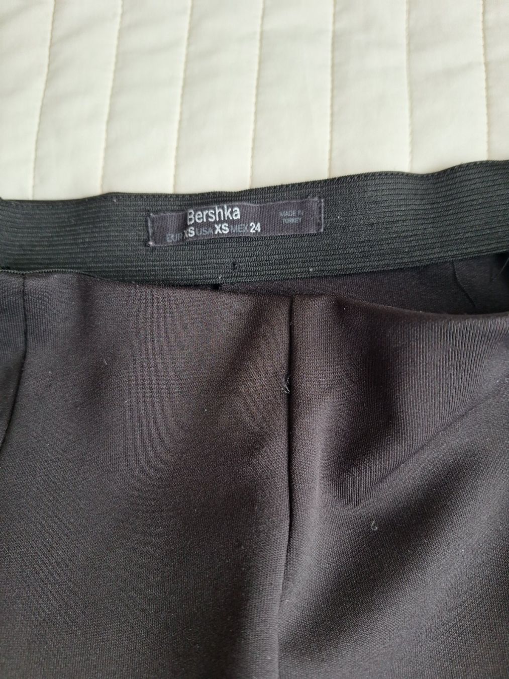 Bershka Gonne: Jupe Bershka taille XS – Usato da Lausanne venduto da anta-123 1