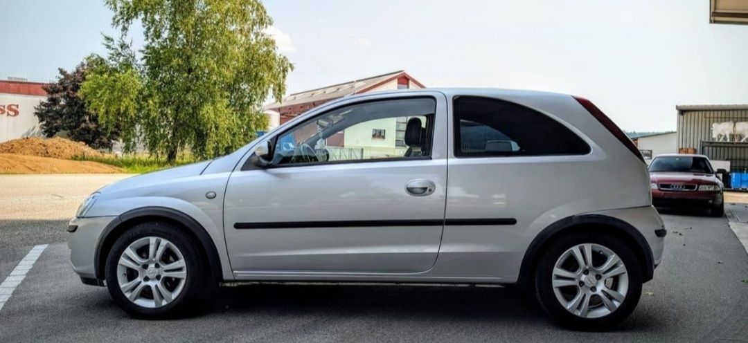 Opel Automobili: Opel Corsa C 1.2 TP Enjoy – Usato da Pfäffikon ZH venduto da toolio 7
