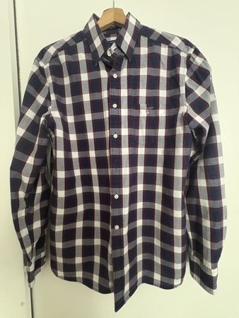 GANT Shirt, size M, like new condition