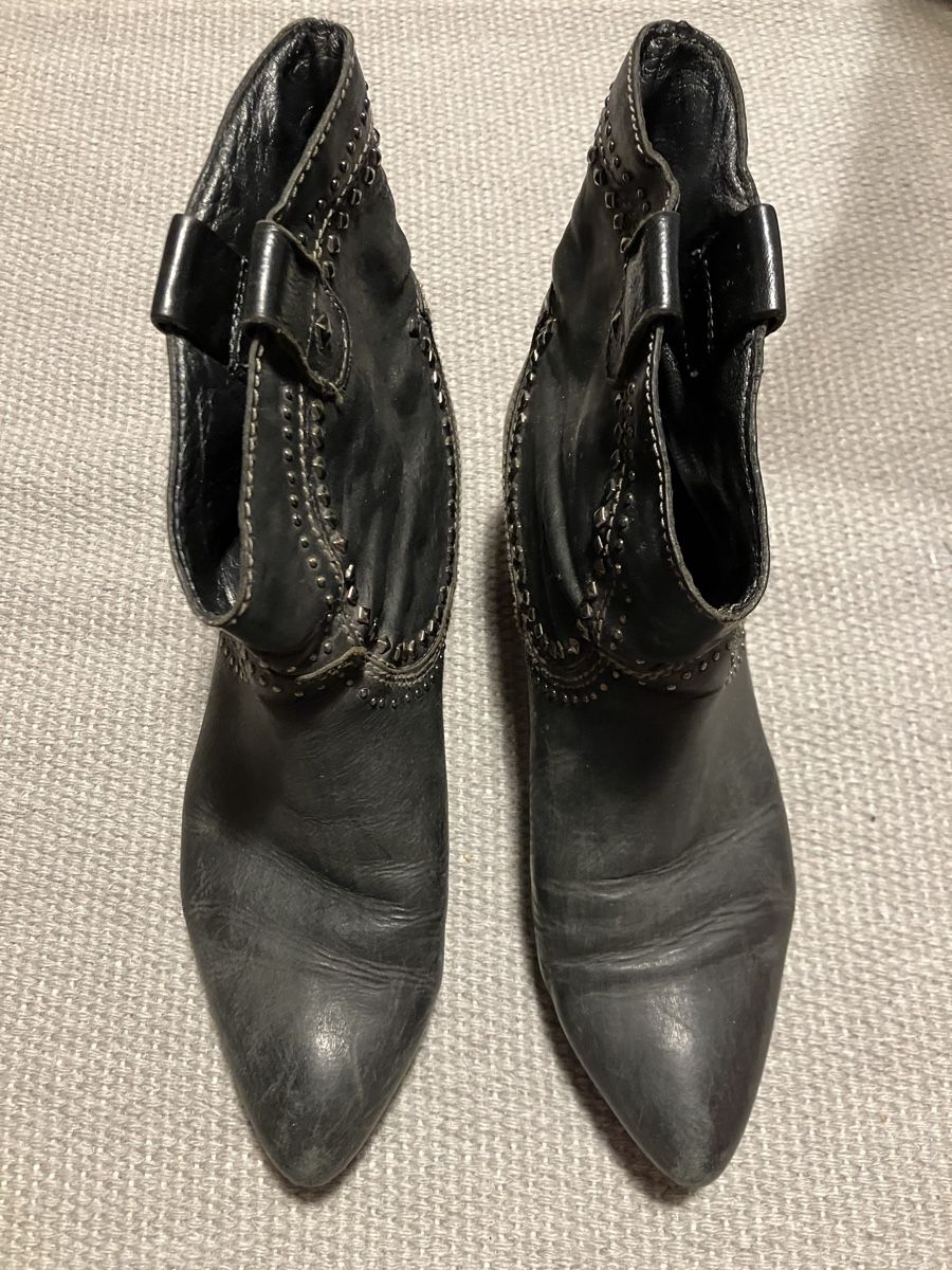 Scarpe da donna: Hochwertige Stiefeletten, 37 – Usato da Winterthur venduto da hirschgeweih 1