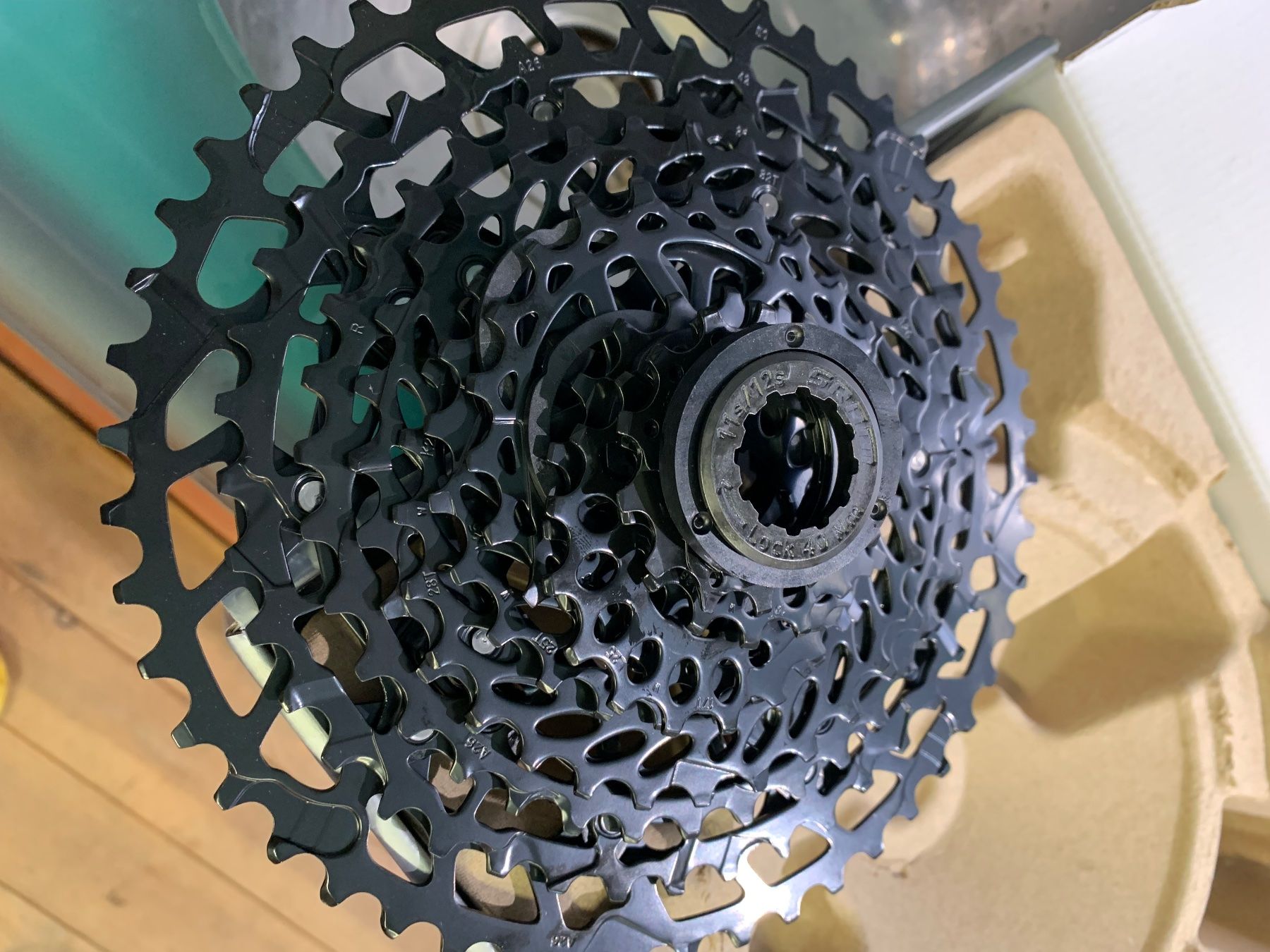 Sram Pezzi di ricambio: Sram Kassette Eagle 11 Gang – Nuovo e nell'imballaggio originale da Widen venduto da chilli2hot