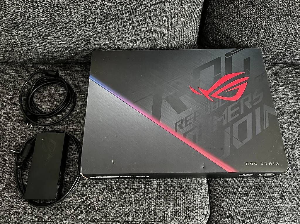 Tastaturen: ASUS ROG Strix G512LU – Gebraucht aus Lausanne von rom_fn9y 4