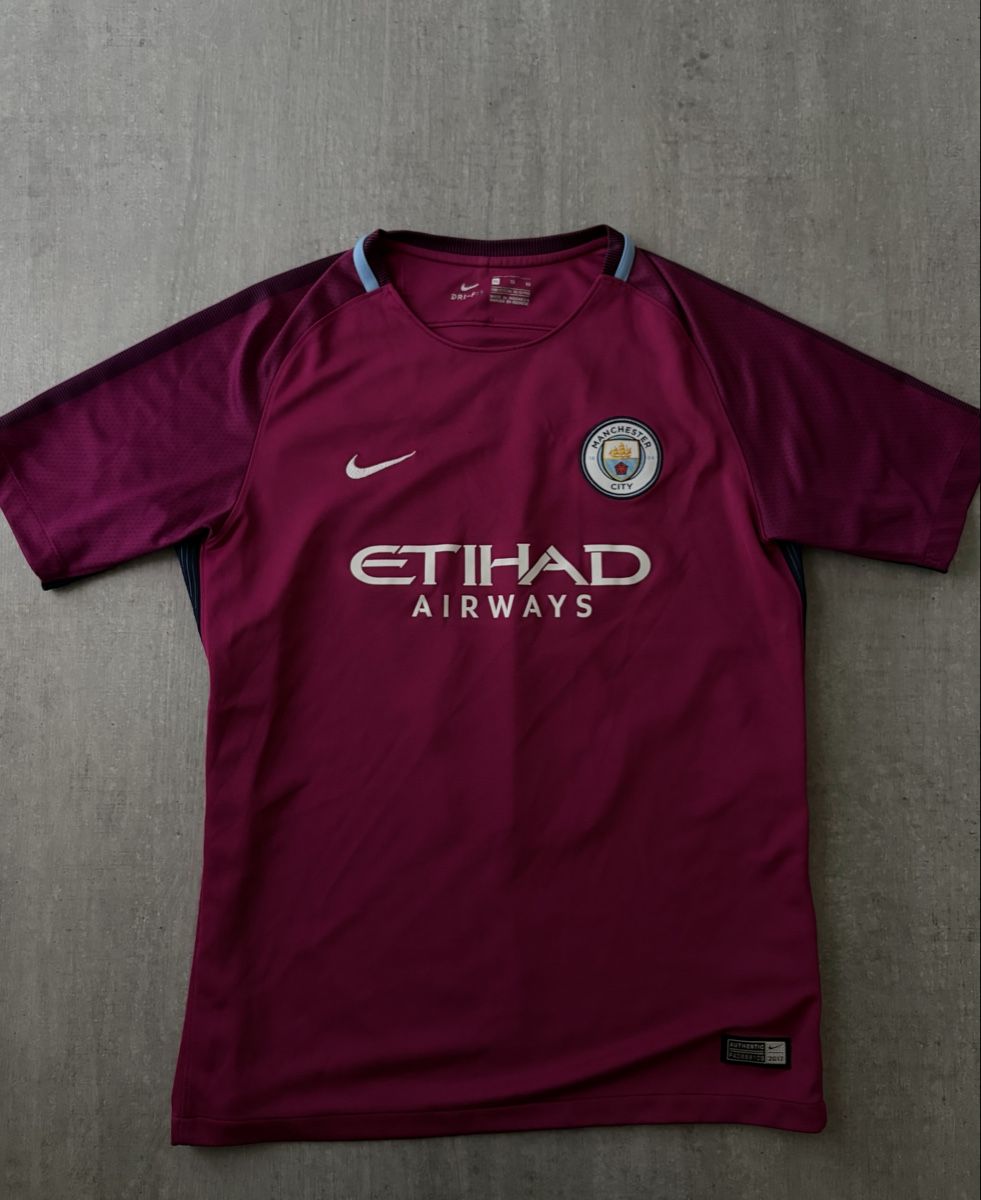 Nike Canottiere & Pantaloni: Mancity Trikot S – Usato da Winterthur venduto da raphael.hbg