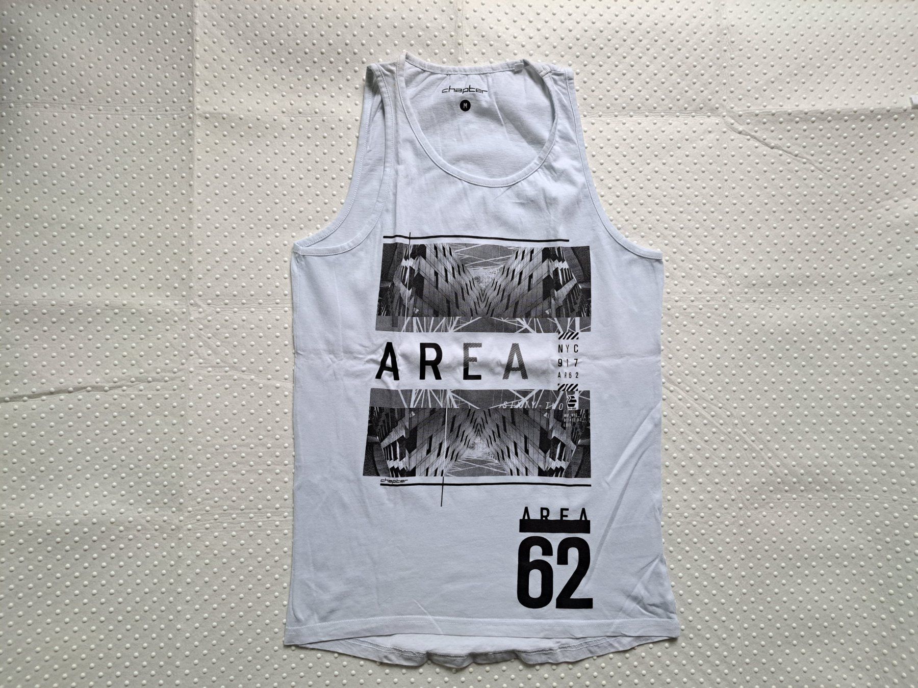 T-Shirts: Ärmelloses Shirt Chapter Gr. M – Gebraucht aus Gysenstein von joshuas81