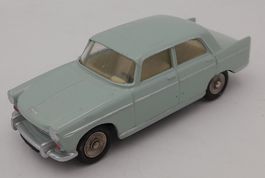 Dinky Toys 553 Peugeot 404 1 43 Meccano France restaurée