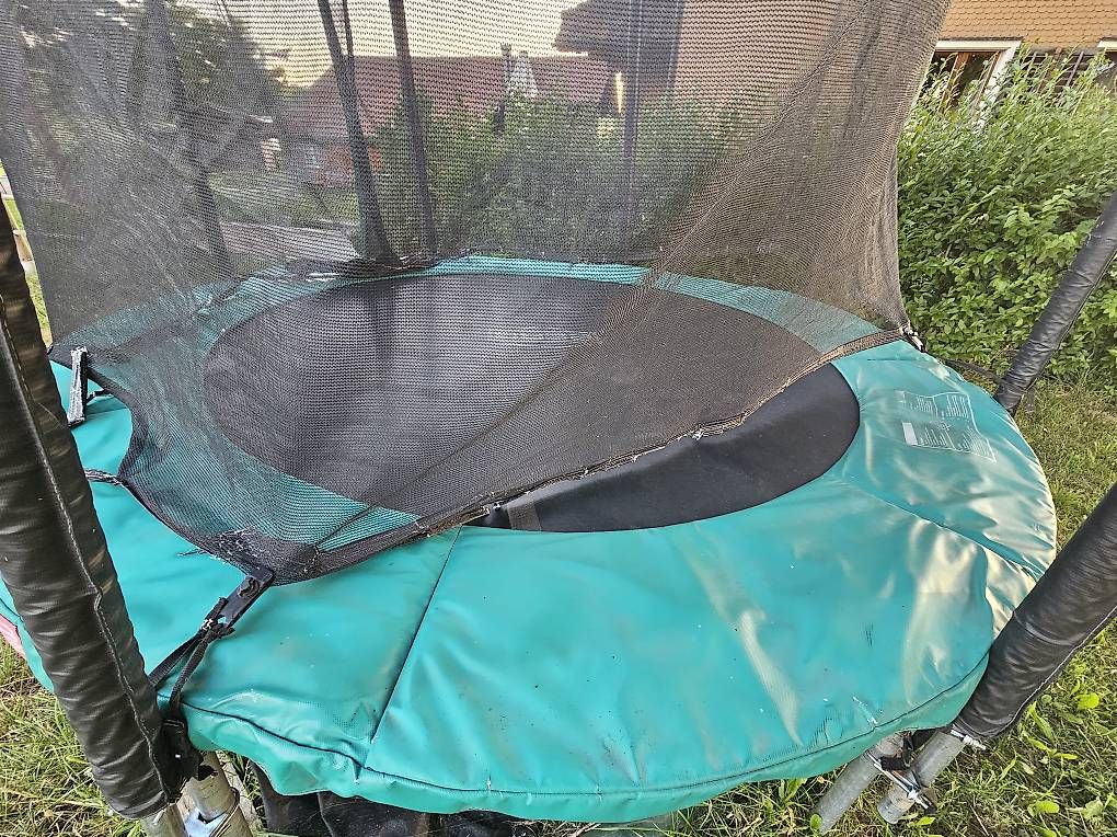 Trampoline: Trampolin Berg – Gebraucht aus Menzingen von sarhub 1