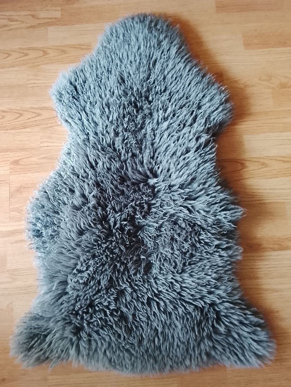 Tappeti: ULLERSLEV IKEA peau de mouton gris clair 85cm, – Usato da Couvet venduto da fat_kyl7 1