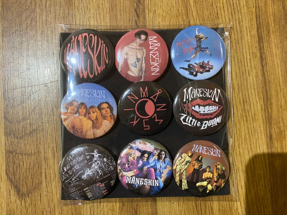 Maneskin Ansteck Buttons (Neu (gemäss Beschreibung)) in Basel für CHF ...