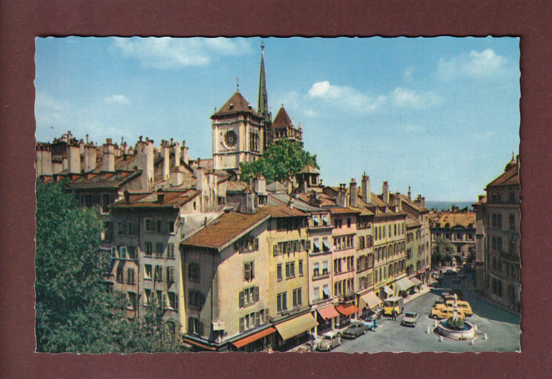 Cartes postales: GENEVE - Place du Bourg de Four – D'occasion à Pully par nicecards