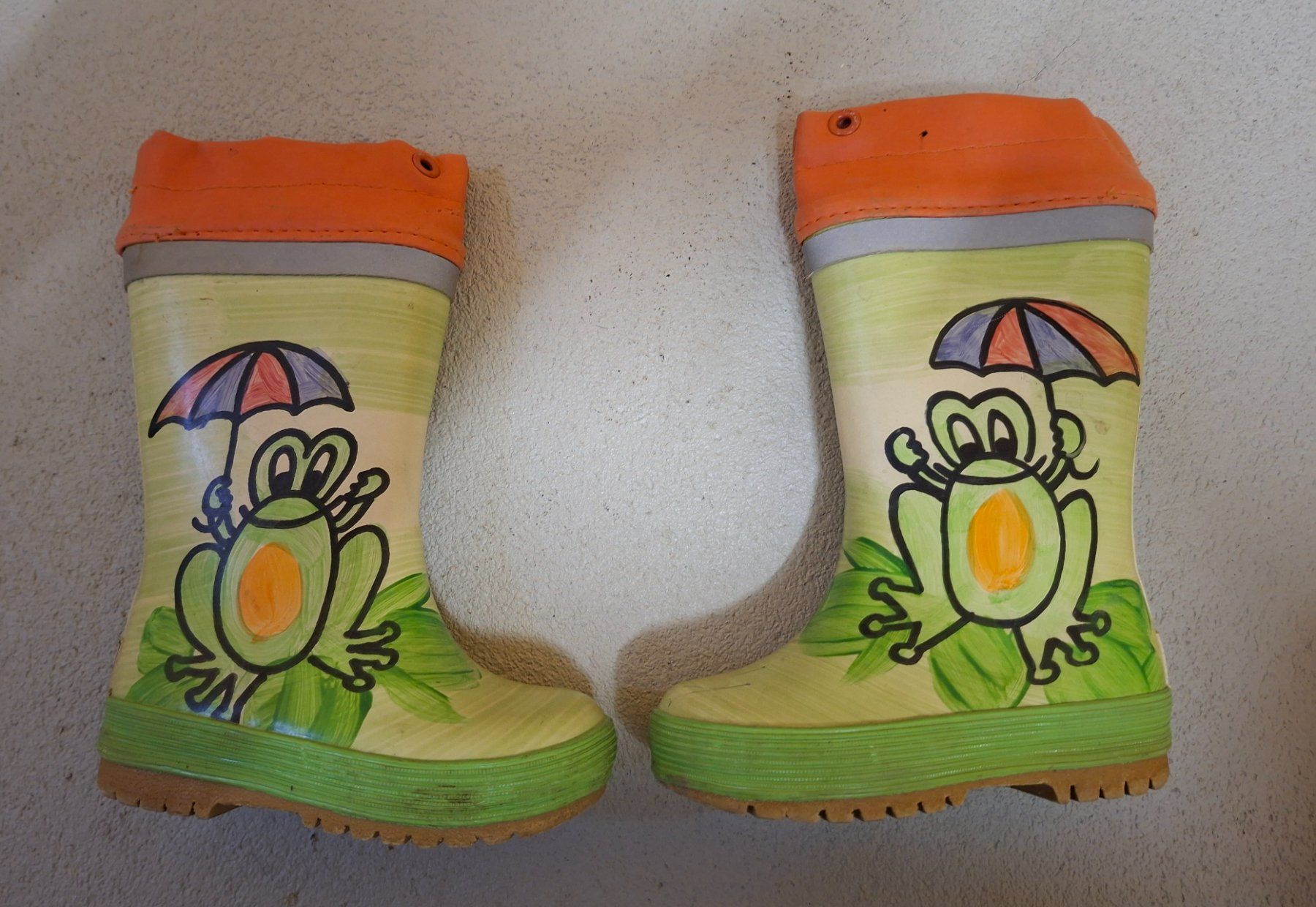 Scarpe per ragazzi: Gumistiefel Gr.22 – Usato da Münchenbuchsee venduto da lanereal
