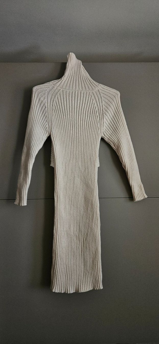 Vestiti: Rippstrick Kleid mit Rollkragen, cremefarben, Grösse M – Usato da Birmensdorf ZH venduto da ele_mf8v 1