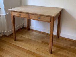Vintage-Schreibtisch aus Holz mit zwei Schubladen
