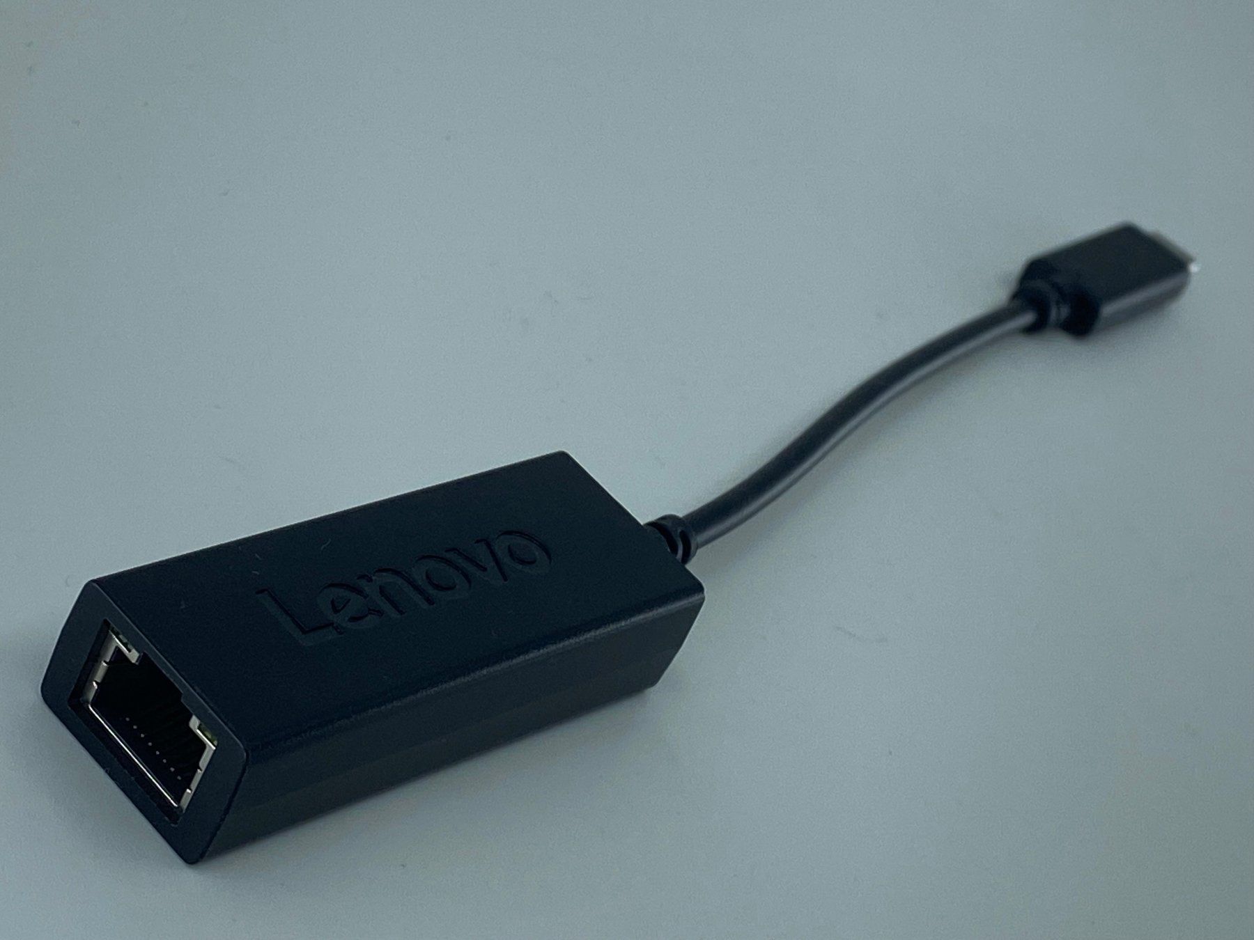 Lenovo Unità & Adattatore: Lenovo Netzwerk-Adapter USB Typ-C auf LAN – Nuovo e nell'imballaggio originale da Langwiesen venduto da Restposten-24