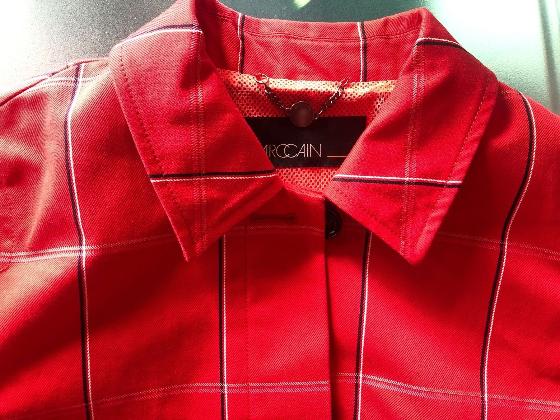 Marc Cain Mäntel: Mantel Marccain Baumwolle rot Size N2 – Neu (gemäss Beschreibung) aus Romanshorn von sus_6k72 3
