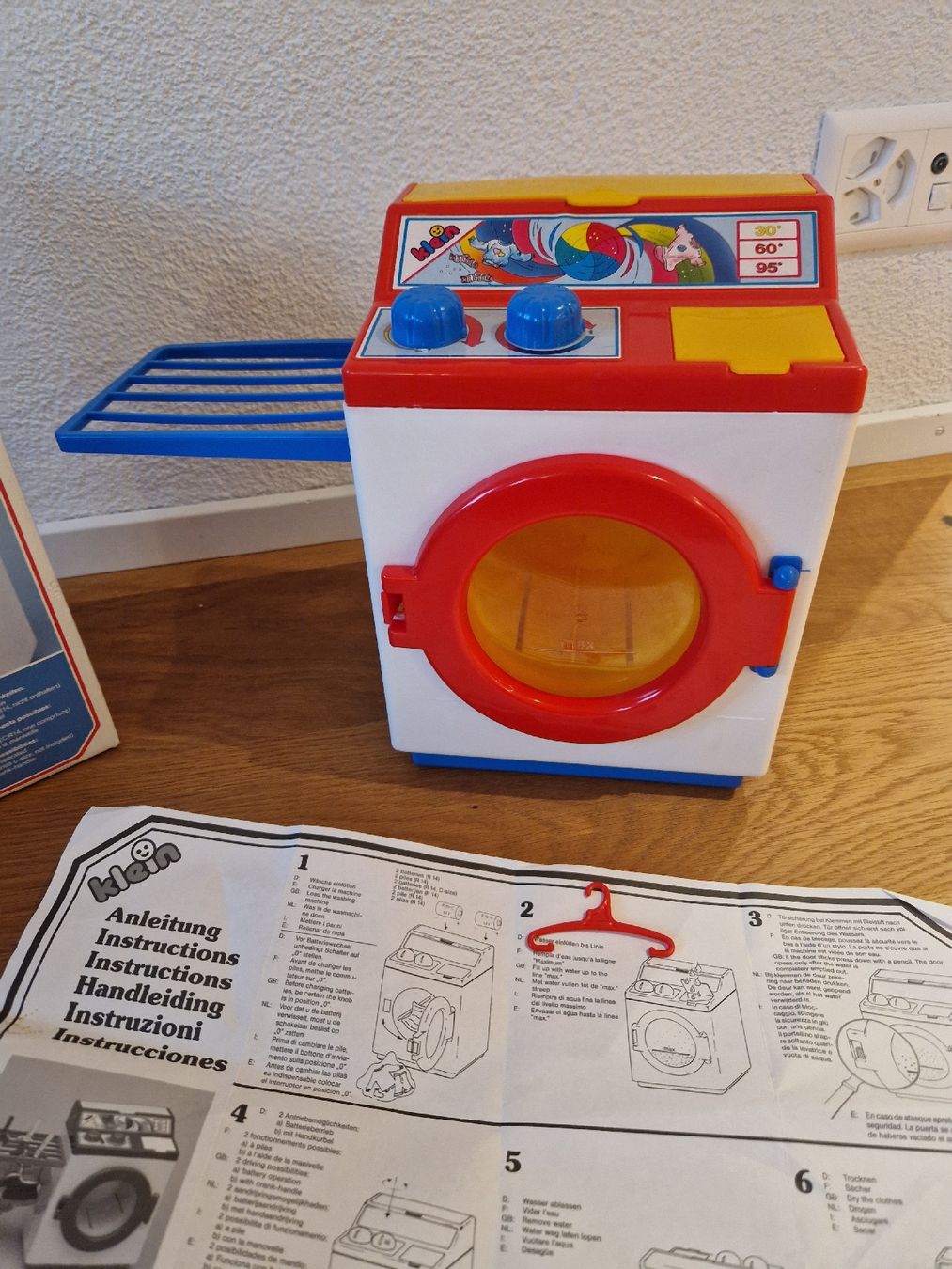 Giocattoli: Retro Spielzeug Waschmaschine "Klein" – Usato da St. Gallenkappel venduto da Kevinofski 1