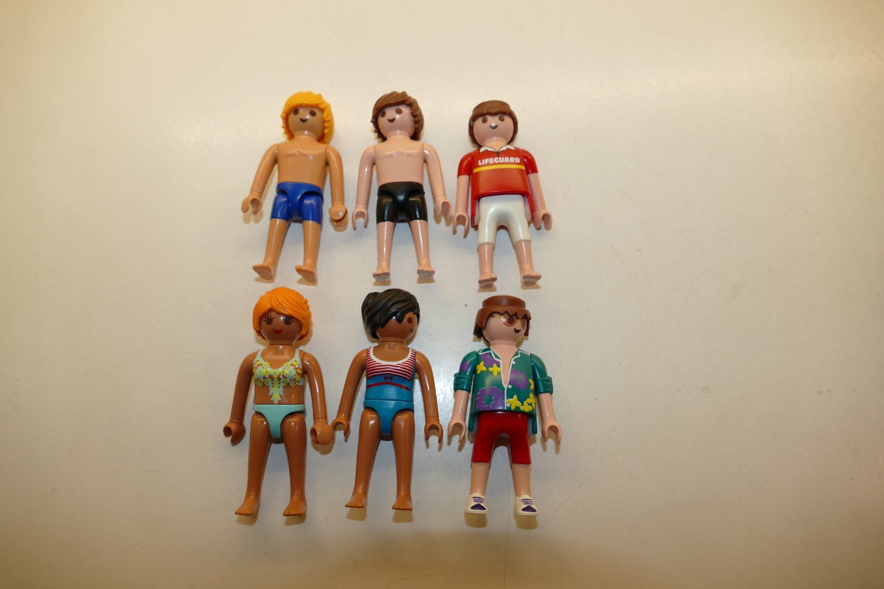 Playmobil Giocattoli: Playmobil: 6xFiguren Einheit 4 – Usato da Niederhasli venduto da rail-duerst