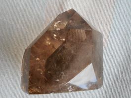 Rauchquarz Spitze geschliffen und Poliert ca. 127 gr.