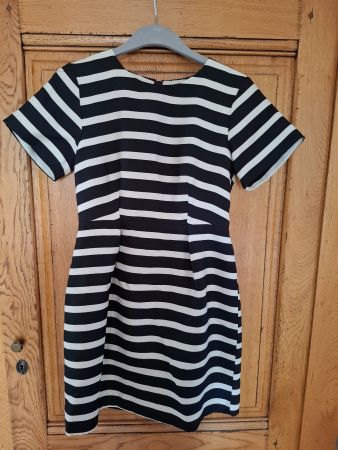 Robe H&M - taille 36 - Noir et blanc