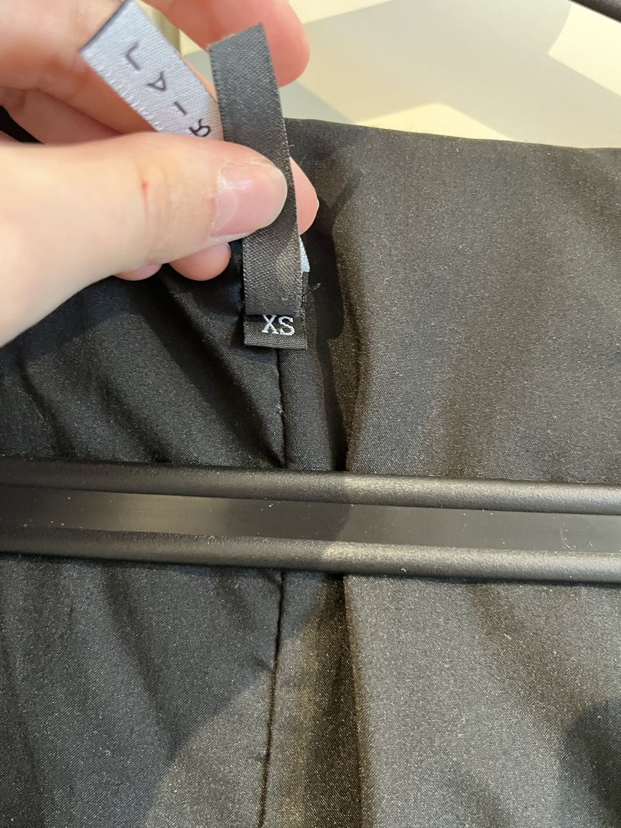 Cappotti: Winterjacke Schwarz – Usato da Köniz venduto da mil_p 4