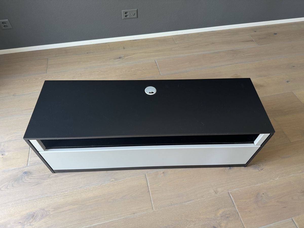 TV Möbel: Fernsehmöbel / Sideboard – Neu (gemäss Beschreibung) aus Grenchen von lou_b2jj 1
