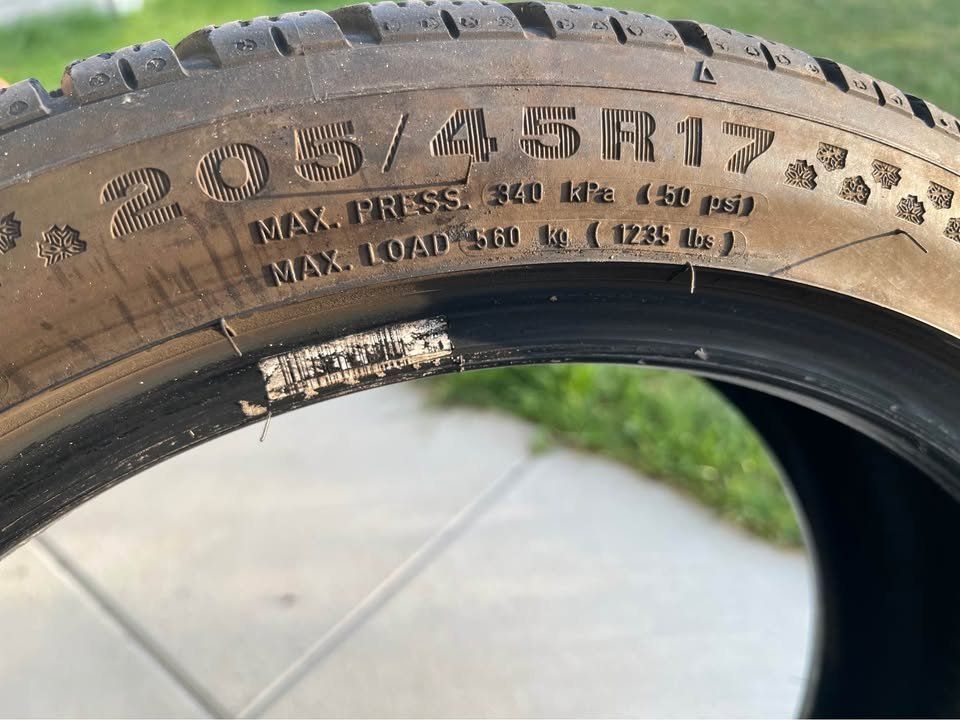Dunlop Pneumatici & Ruote complete: Pneus Hiver Dunlop 17 – Usato da Salavaux venduto da pedromirra 3