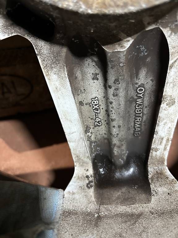 Dodge Cerchioni: Jantes Dodge – Usato da St-Aubin-Sauges venduto da Pas-d-bol 4