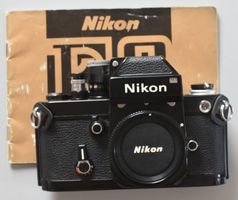 Nikon F2 AS inkl. Tasche und Gebrauchsanweisung