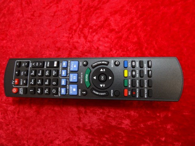 Panasonic Registratori: Panasonic Blu-ray Recorder  DMR-BCT750 – Usato da Affoltern am Albis venduto da Sennrtv 6