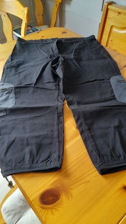 Sommerhosen 3/4 Lang. Gr. 54/ Size 7