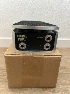 Musikinstrumente: Ernie Ball 6166 Volumen Pedal – Gebraucht aus Gebenstorf von BL0112 1