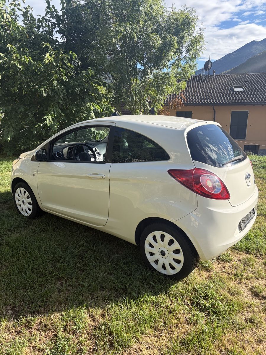 Ford Automobili: Ford Ka 1.2I - MFK – Usato da Bironico venduto da Sgrazza 3