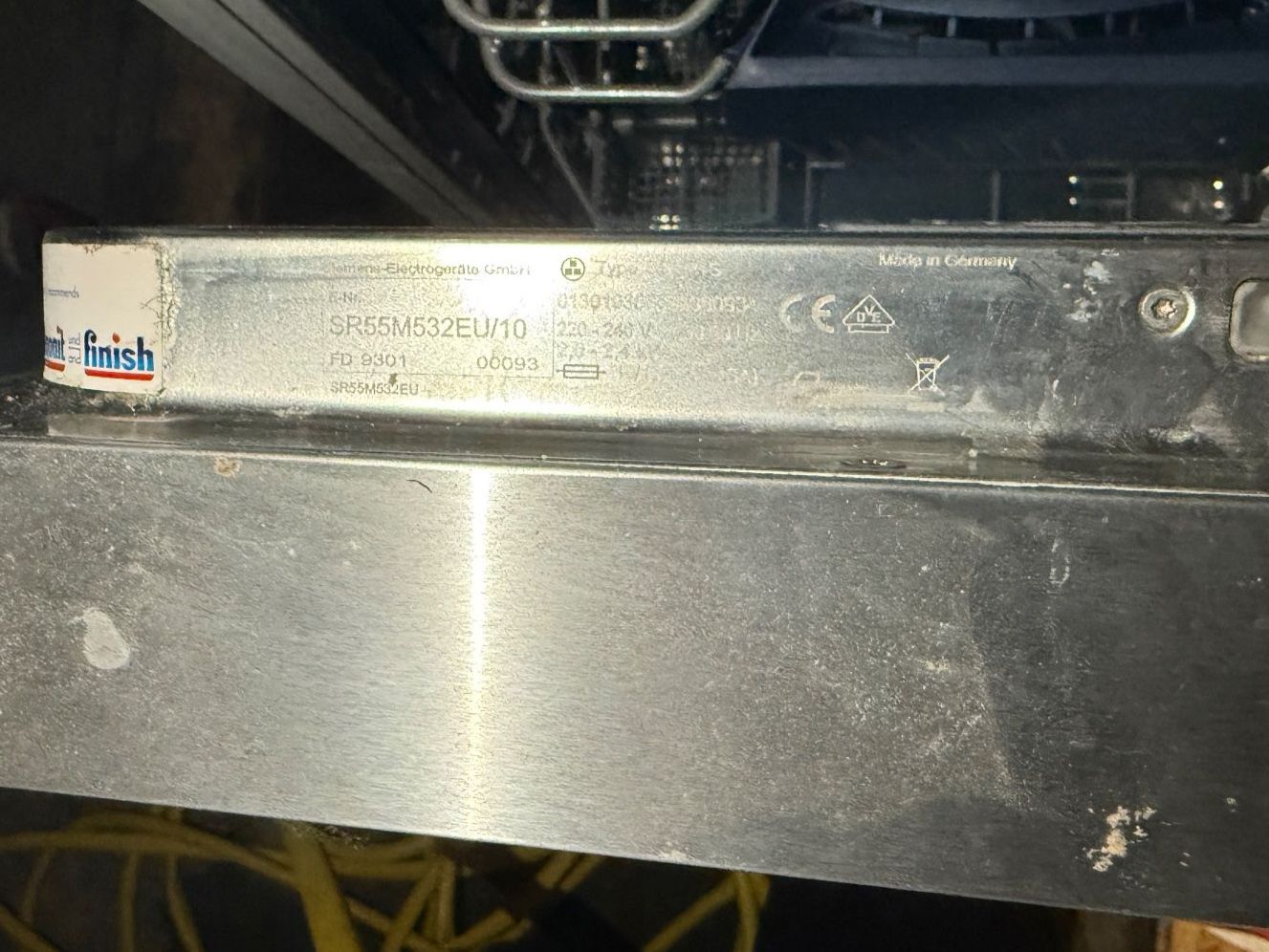 Lavastoviglie: Geschirrspüler Siemens 45 cm – Usato da Rechthalten venduto da Tarado 2