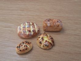 Puppenhaus Brot, Mohnbrötchen